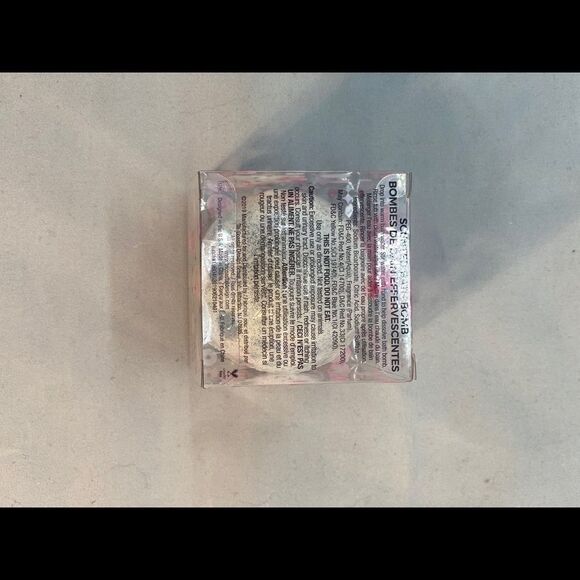 3 new bath bombs  - Picture 2 of 2